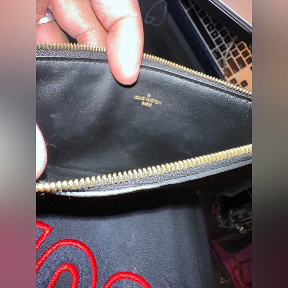 Louis Vuitton Clutch - Picture 10 of 11